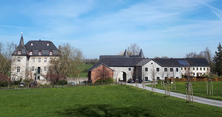 Totalansicht von Schloss Libermé bei Kettenis in Belgien