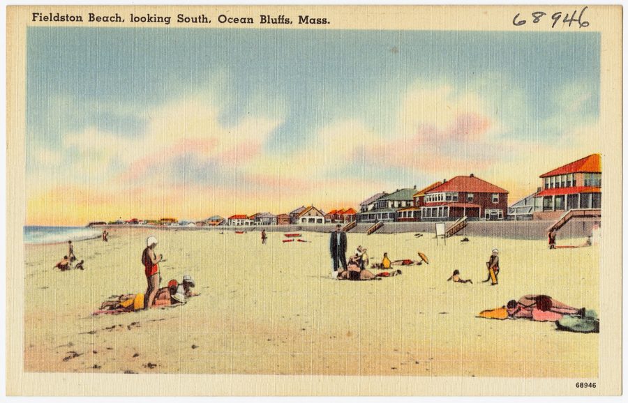 Fieldston Beach looking south in Ocean Bluff, Marshfield, Massachusetts