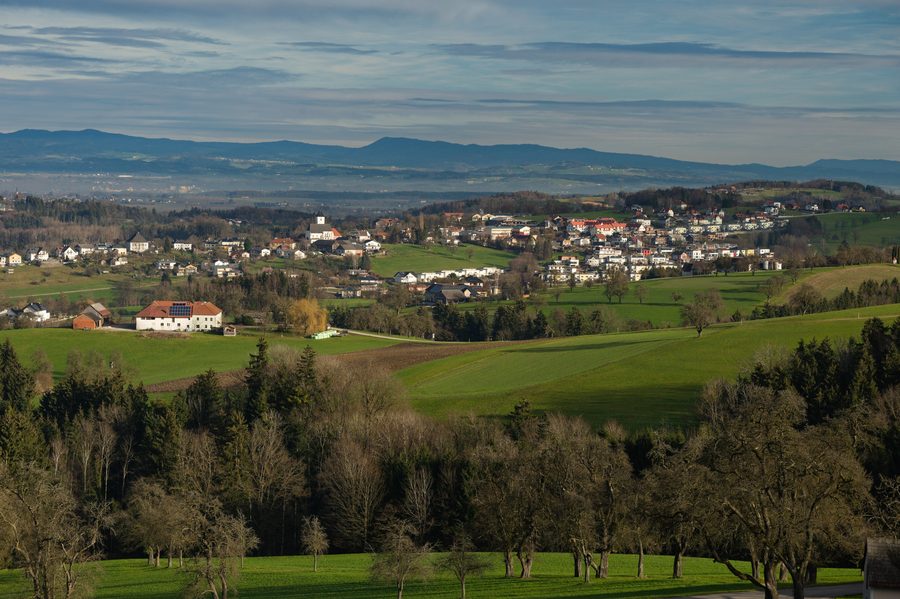 Gesamtansicht der Gemeinde Allhartsberg vom Sonntagberg aus