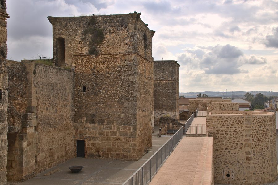 Castillo de Niebla, una fortificación histórica en Niebla, Huelva