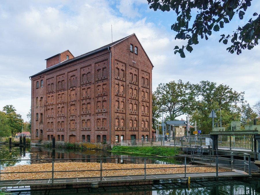File:Neu Kaliss Speicher-01.jpg