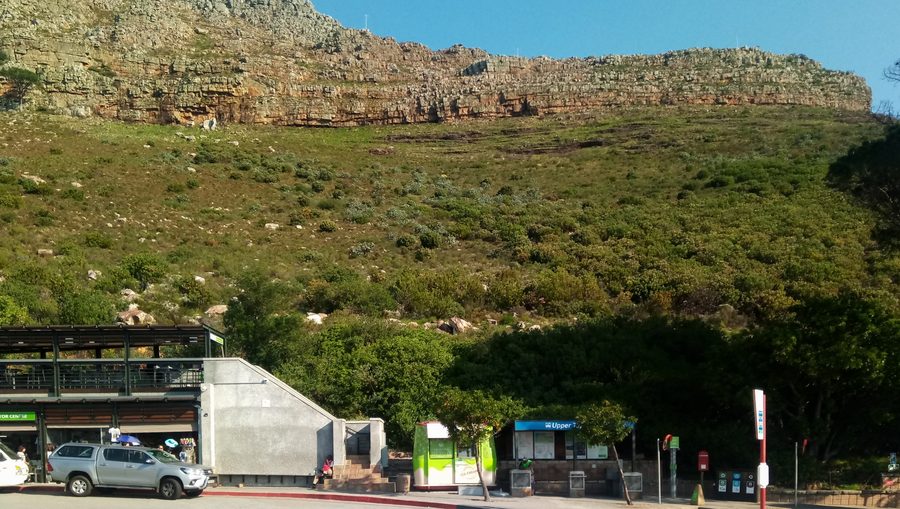 Blick auf den Tafelberg bei Kapstadt