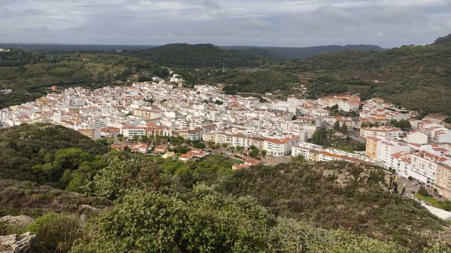 File:Ferrerías, en Menorca (Baleares, España).jpg