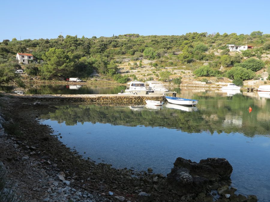 Piškera im hinteren Teil der Bucht von Nečujam