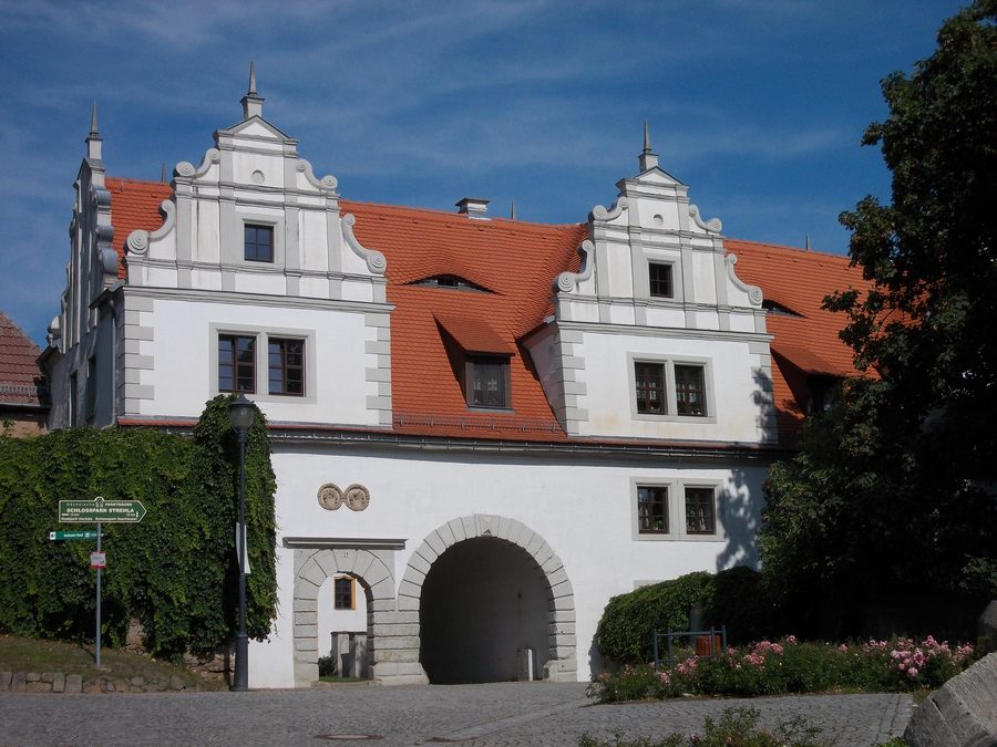 Torbau von Schloss Strehla im Landkreis Meißen