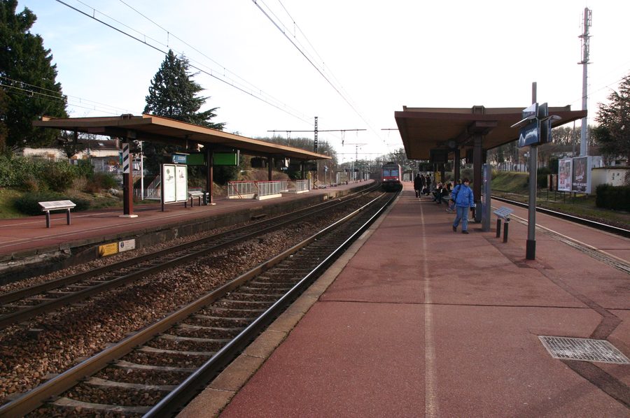 Gare de Cesson en Seine-et-Marne