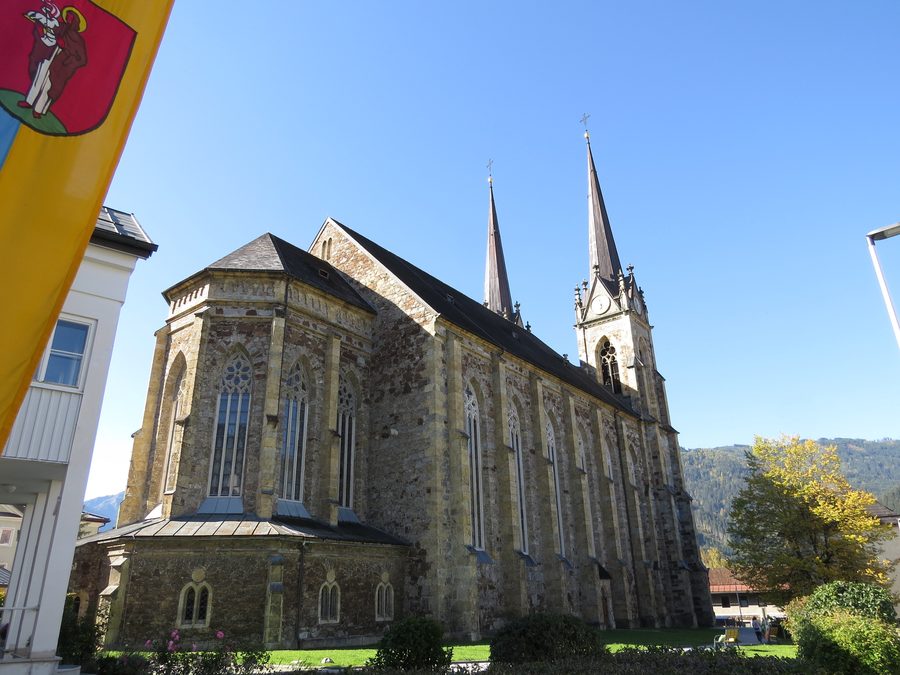 Pfarrkirche Heiliger Johannes der Täufer und Evangelist in Sankt Johann im Pongau