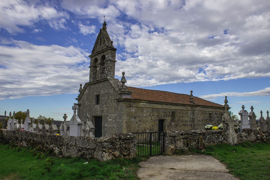Kirche San Martiño de Candás in Rairiz de Veiga, Ourense