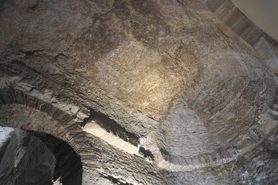 Römisches Mauerwerk der Thermen von Cluny im Musée national du Moyen Âge in Paris
