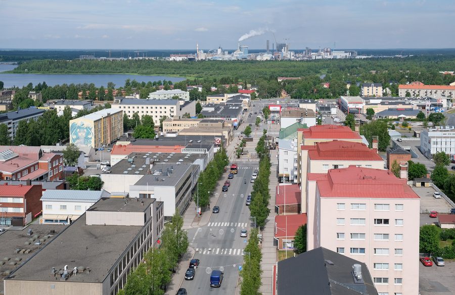 Valtakatu street seen from Kemi City Hall