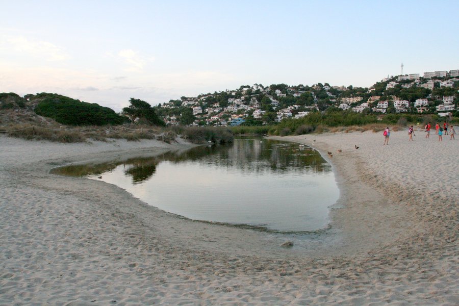 File:Arenal de Son Bou (30 de julio de 2015, Alaior) 01.jpg