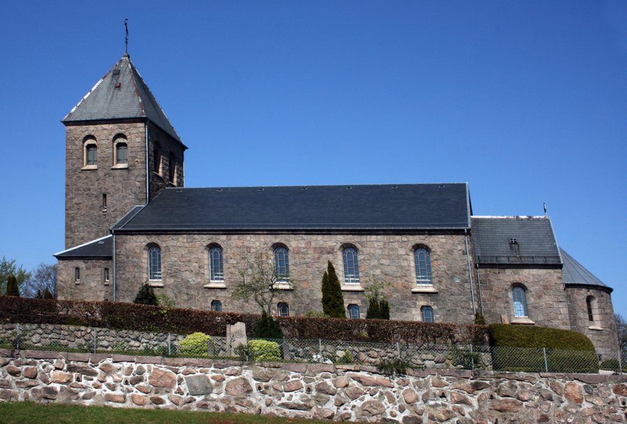File:Klemens Kirke.jpg