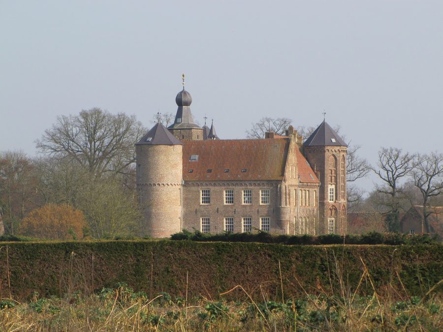 Schloss Croy bei Aarle-Rixtel im Frühjahr 2025