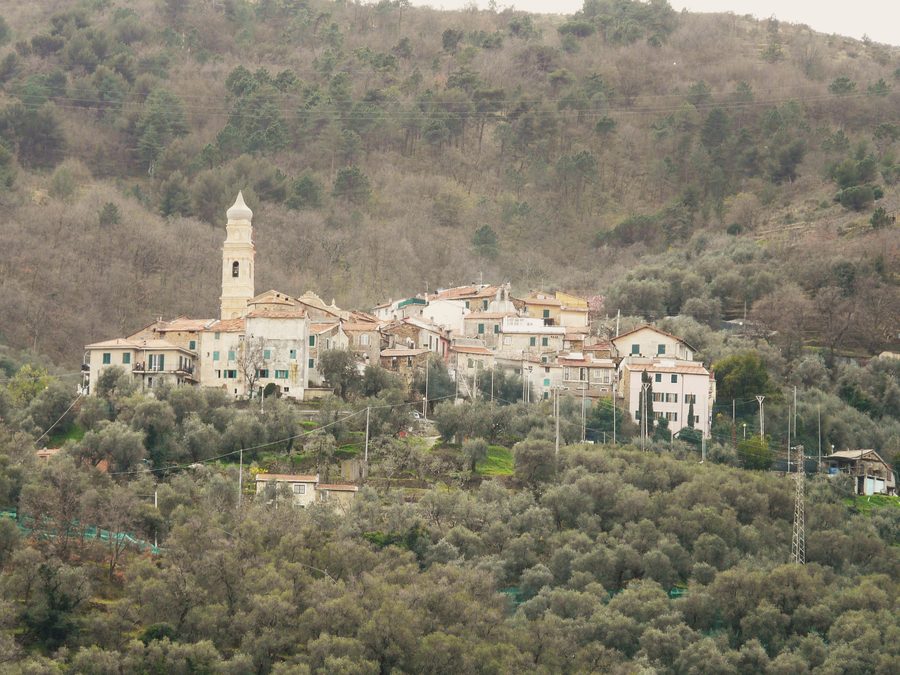 Panorama von Boscomare und Pietrabruna in Ligurien