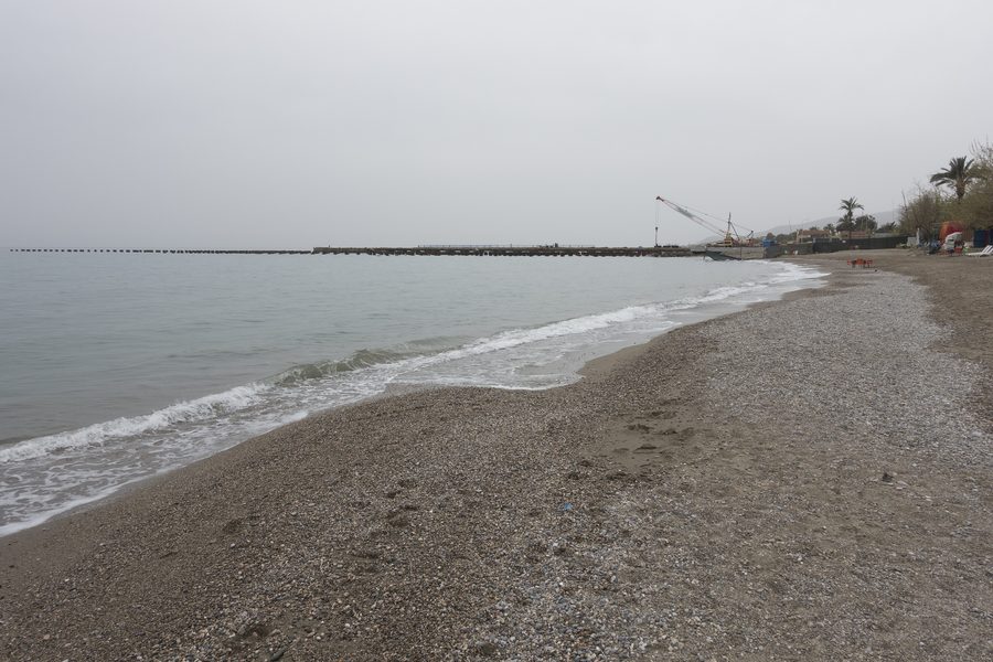 Strand von Anamur bei İskele an der türkischen Mittelmeerküste