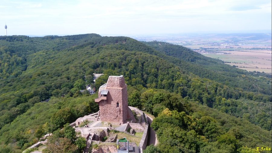 Kyffhäuser, Fernsehturm auf dem Kulpenberg und Ruine Rothenburg