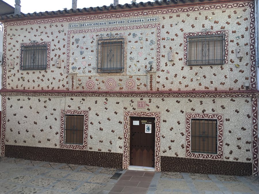 File:House of the Shells, Montoro (Spain).jpg