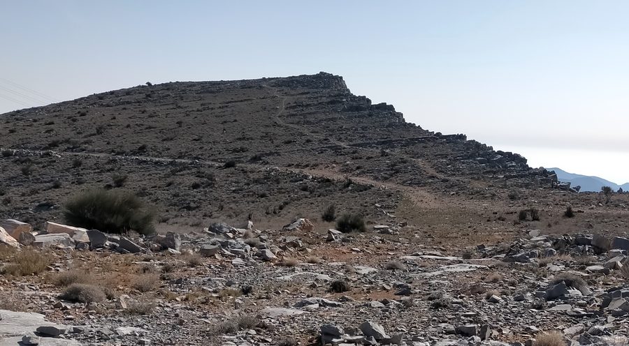 Blick auf den Gipfel des Jebel Jais im Hajar-Gebirge von Ras Al Khaimah