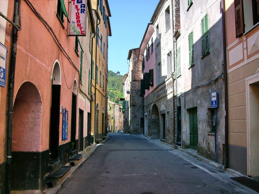 Historisches Zentrum von Vessalico in Ligurien