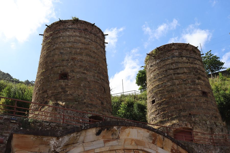 File:Altos fornos.003 - A Pontenova.jpg