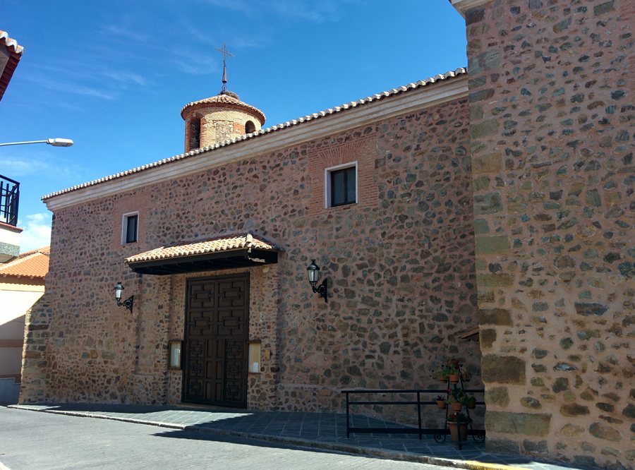 File:Iglesia de Santa Quiteria, Fuente el Fresno 01.jpg