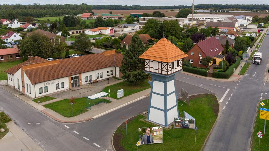 Wasserturm in Neverin am Dörphus in der Ortsmitte