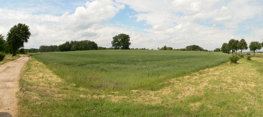 File:Rullstorf Kronsbeg von Osten.jpg