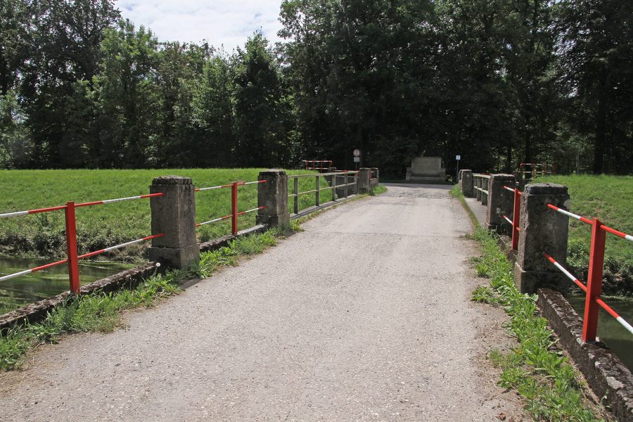 Goldbrücke zwischen Iffezheim und Hügelsheim