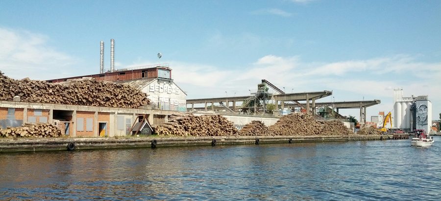 Binnenhafen von Næstved mit Holzindustrie