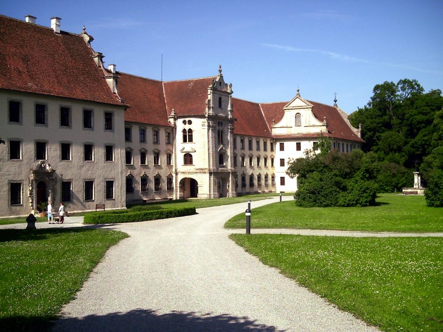 Außenansicht des Klosters Obermarchtal im Alb-Donau-Kreis