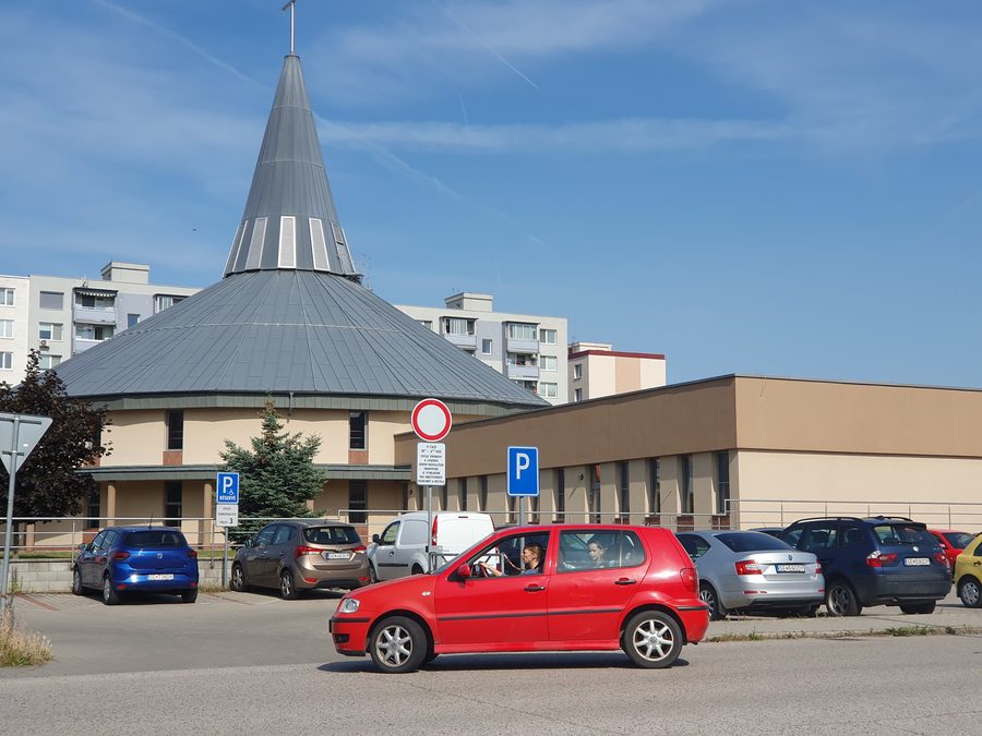 Kirche St. Cyrill und Method in Senica, Slowakei