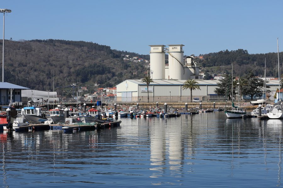 File:Ferrol. Porto- F-3.jpg