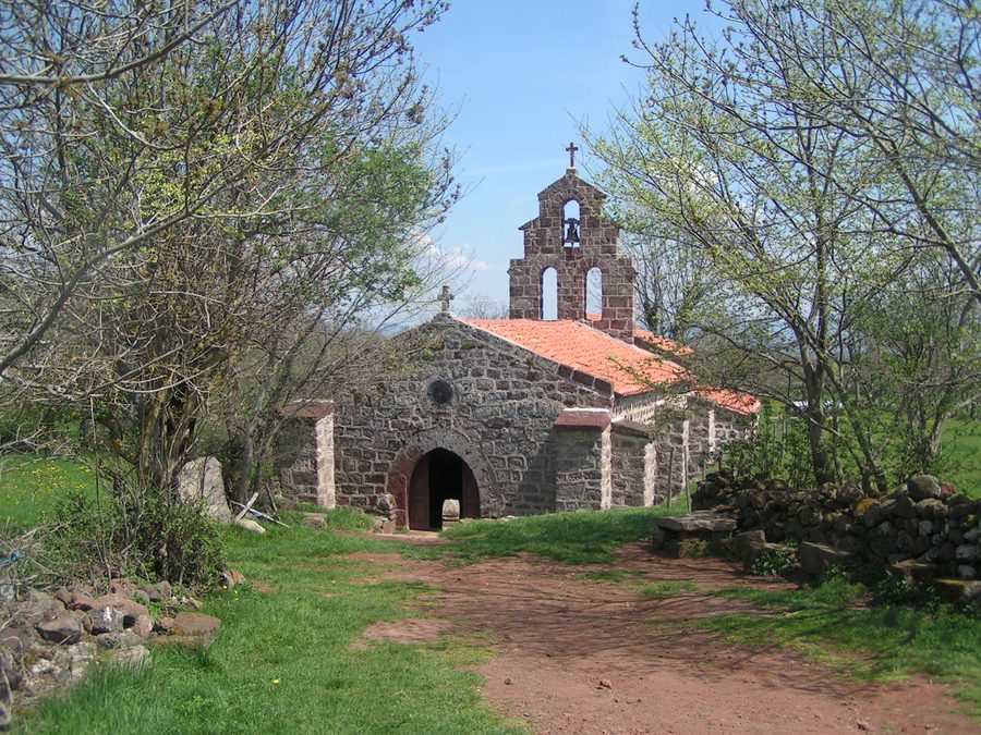 Chapelle Saint-Roch in Montbonnet nahe Séneujols