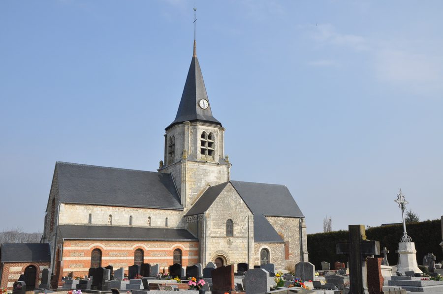 Kirche von Sainneville-sur-Seine in der Normandie