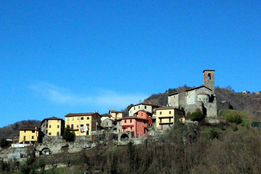 Panorama von Ceserana, einem Ortsteil von Fosciandora in der Garfagnana