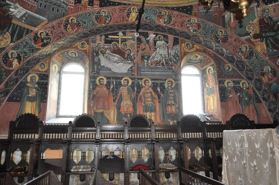 Biserica Adormirea Maicii Domnului din satul Arpașu de Sus