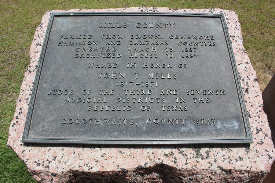 Historischer Marker des Mills County in Goldthwaite, Texas