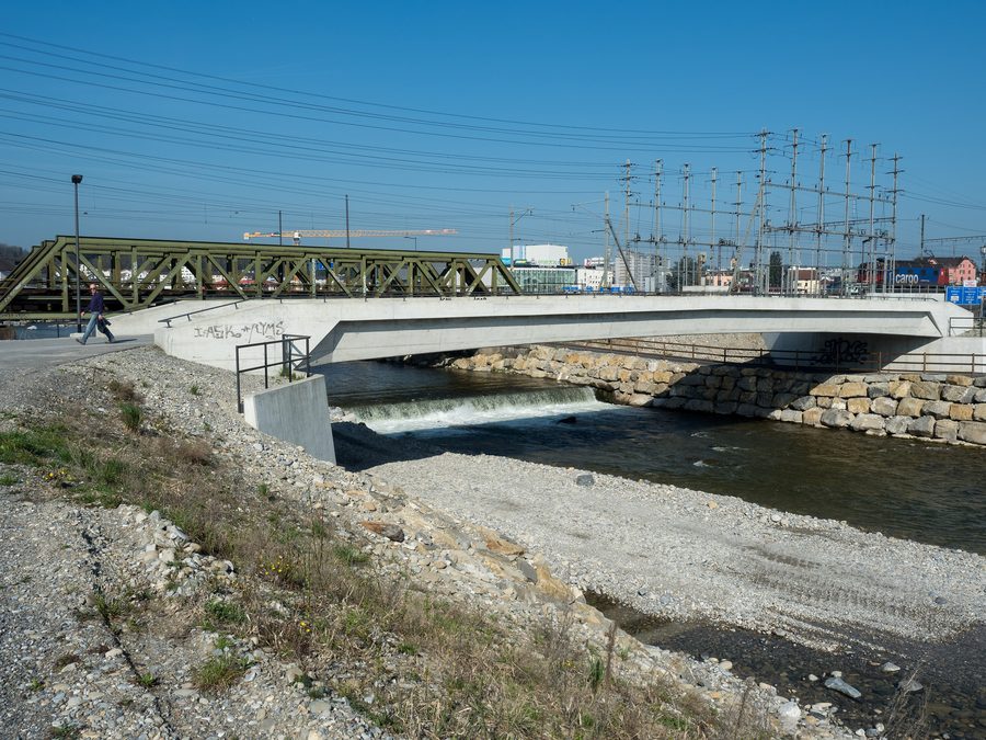 Fußgängerbrücke Reusszopf über die Kleine Emme in Emmenbrücke bei Luzern