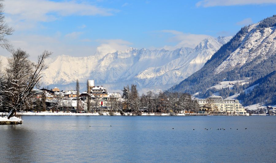 Zeller See mit alpiner Bergkulisse bei Zell am See