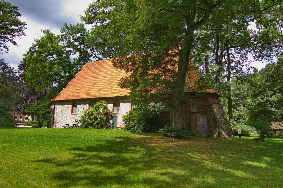 Ole Kerk von 1353 in Bispingen