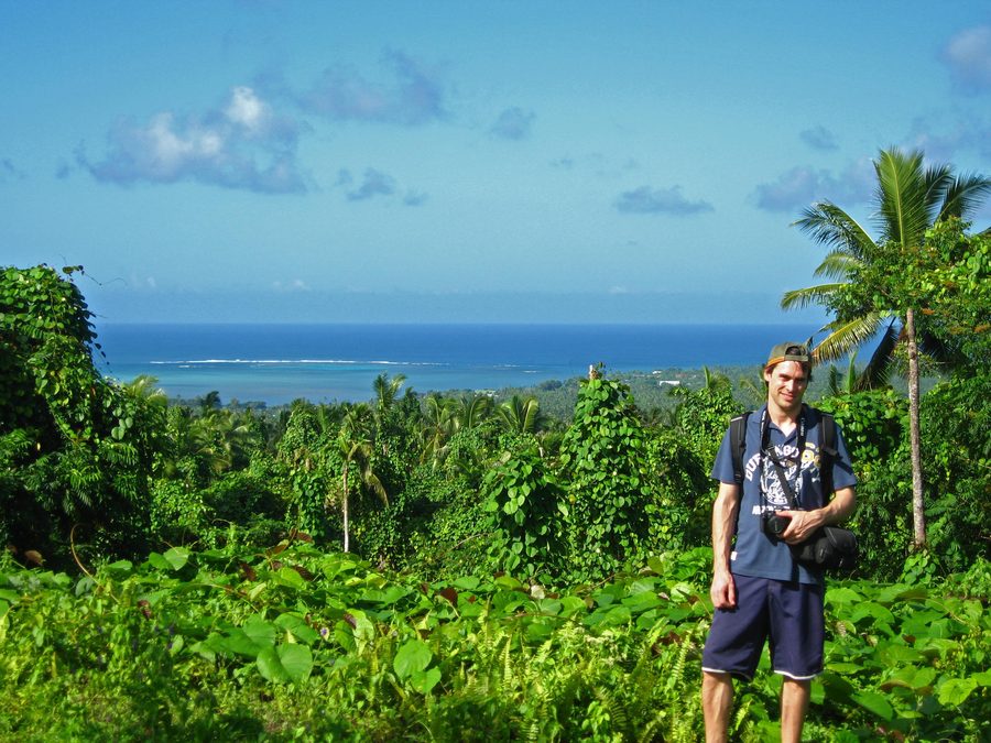 Blick vom Pulemelei Mound über den Südosten von Savai'i in Samoa