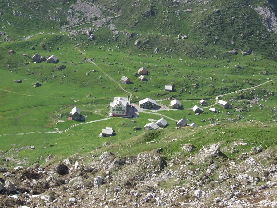 Alpsteinlandschaft bei Meglisalp