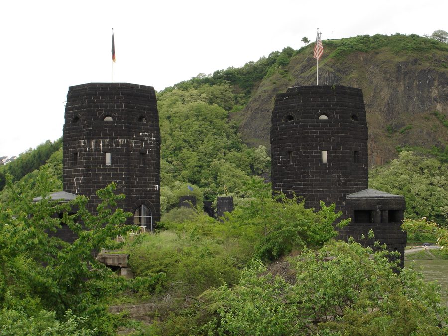 Reste der Ludendorff-Brücke in Remagen