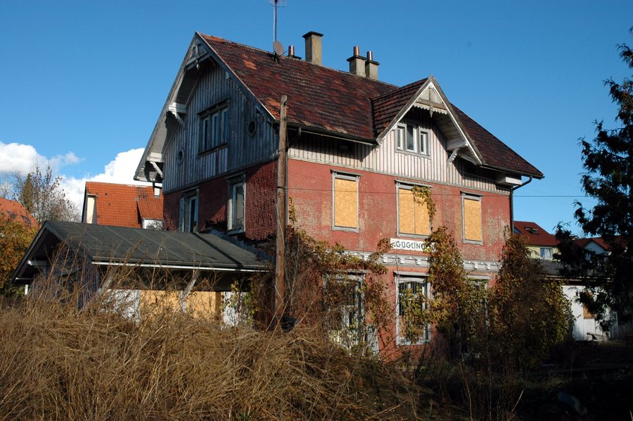 Außenansicht des ehemaligen Bahnhofs von Güglingen