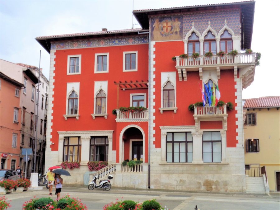 File:Vodnjan (Dignano), Croatia.JPG