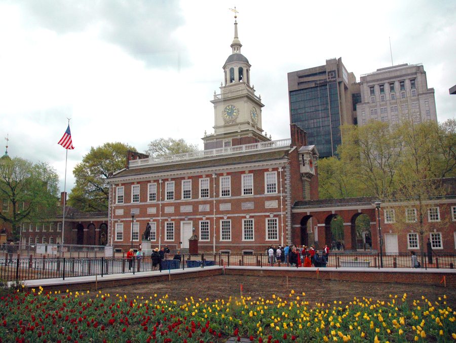 Front view of Independence Hall in Philadelphia.