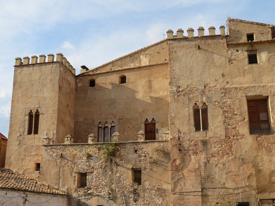 File:Castillo Palacio de Albalat dels Taronchers (Valencia).jpg