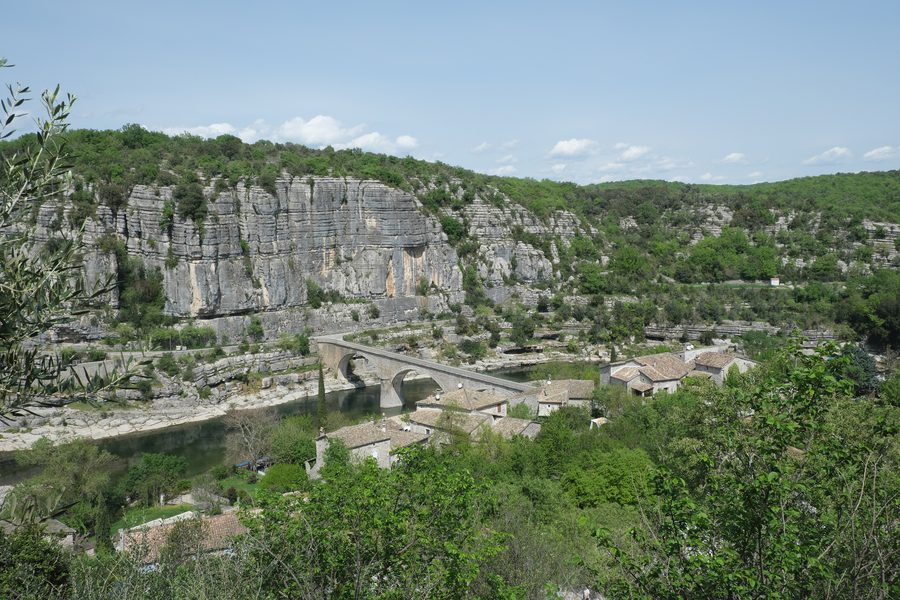 Ardèche bei Balazuc im Département Ardèche