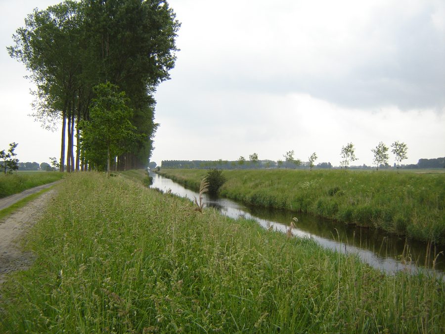 Leopoldkanal bei Sint-Jan-in-Eremo in Sint-Laureins