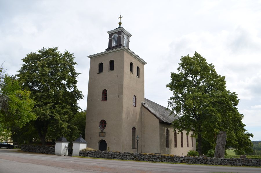 File:Eds kyrka, Grums.jpg
